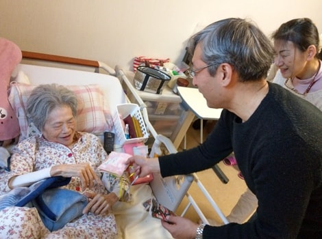 6 EldercareFacilityVisit2-min