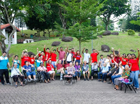 Elderly Outing 2-min